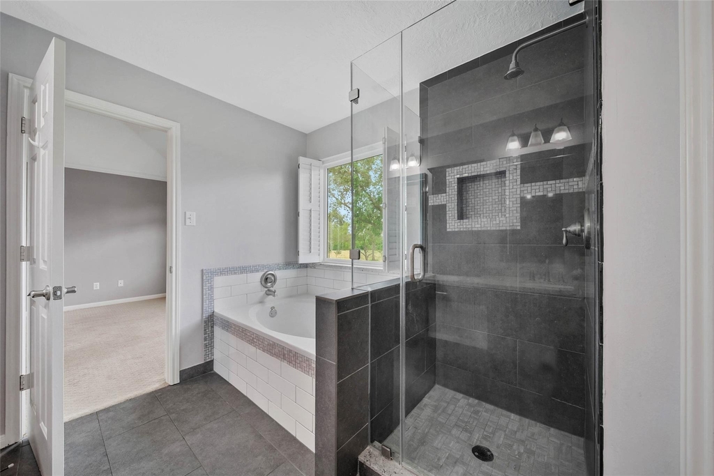 16731 Creek Trail - Photo 23