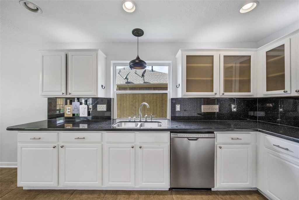 16731 Creek Trail - Photo 15