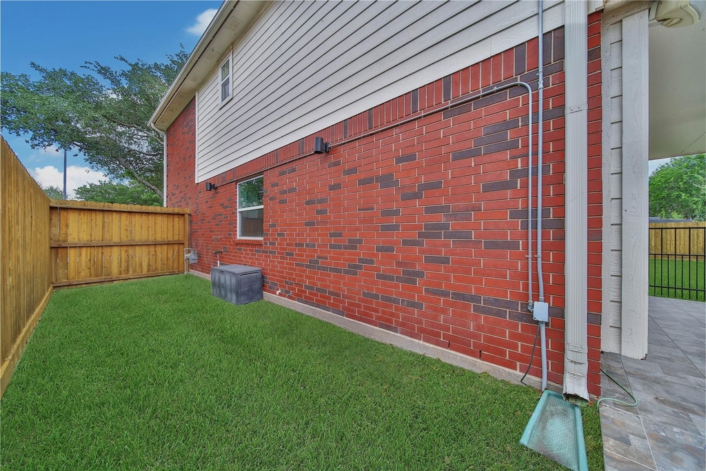 16731 Creek Trail - Photo 40