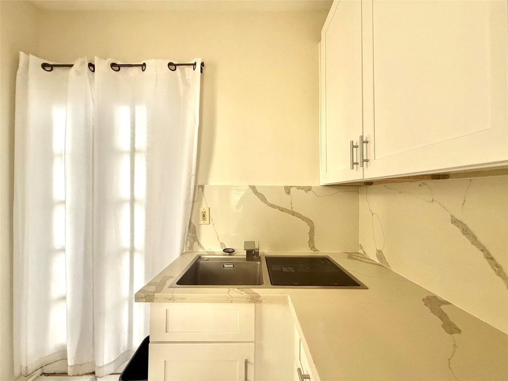1427 Church Street - Photo 9