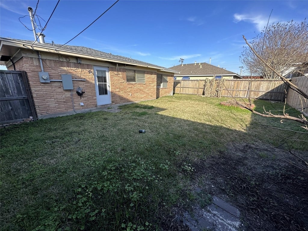 4511 Avenue R 1/2 - Photo 17