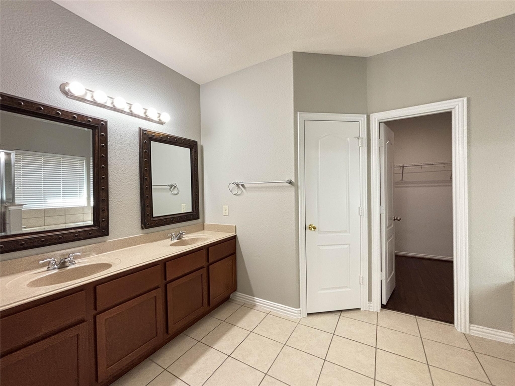 1323 Maple Ace Drive - Photo 15