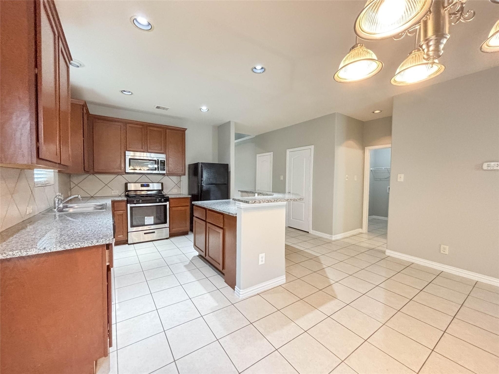 1323 Maple Ace Drive - Photo 18