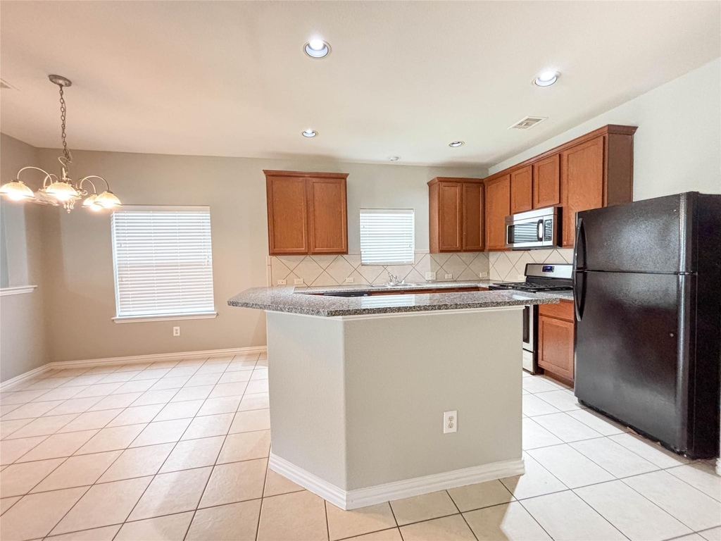 1323 Maple Ace Drive - Photo 6