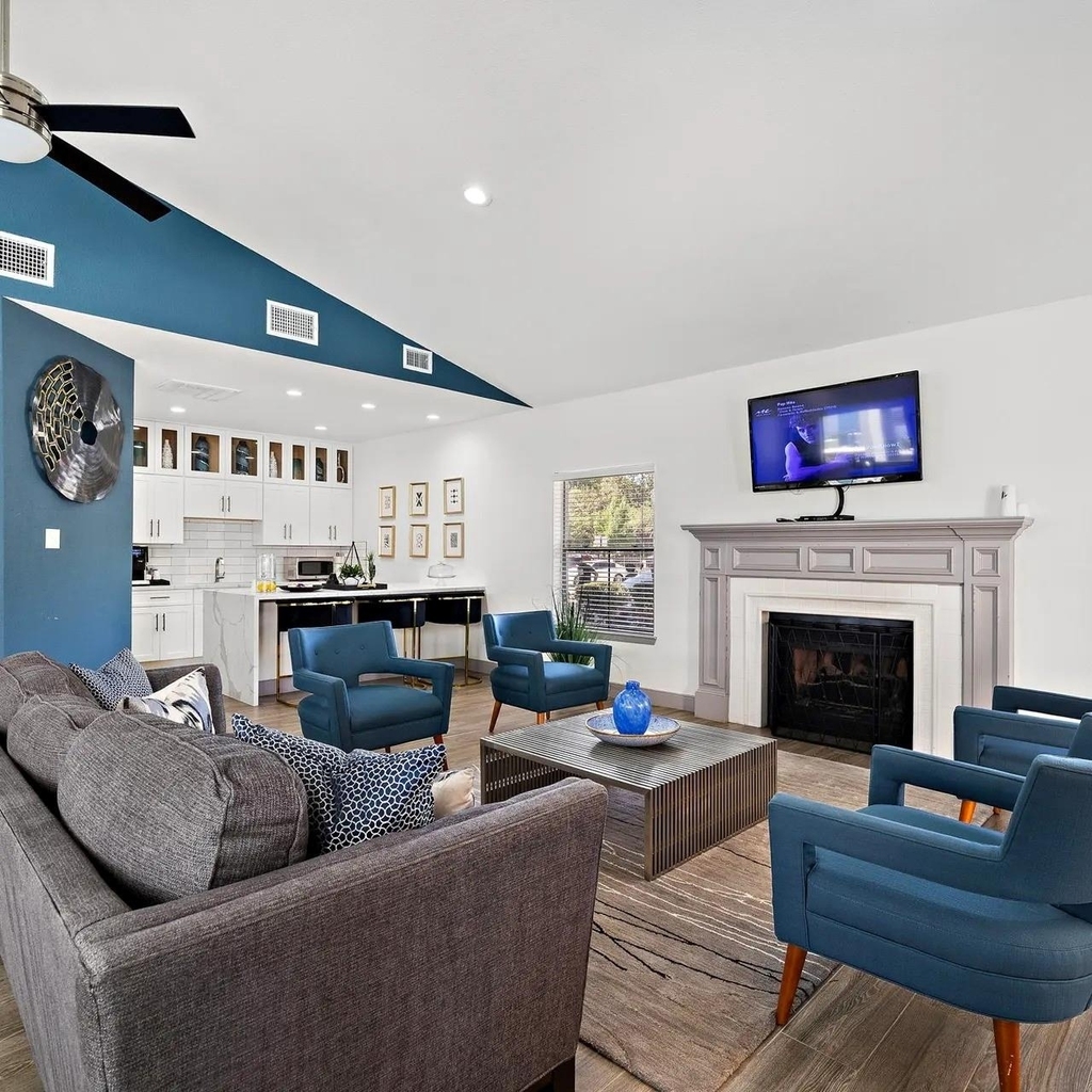 7250 W Greens Road - Photo 18