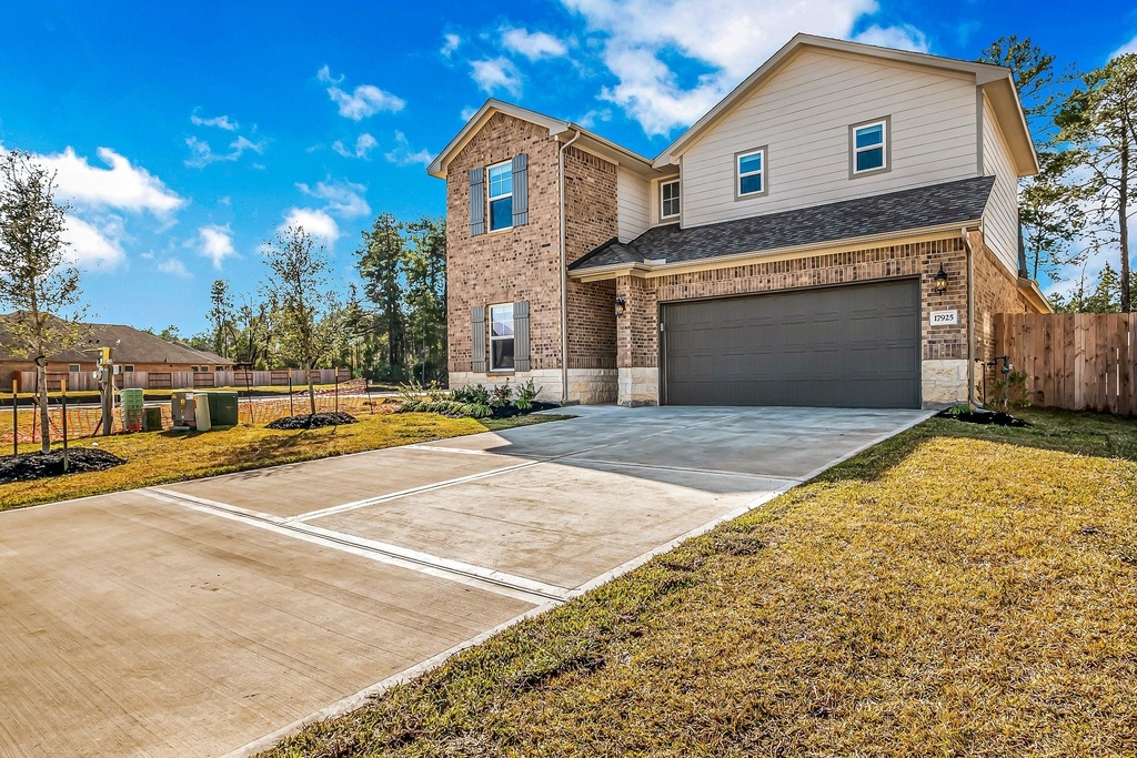 17925 Canopy Trace Court - Photo 2