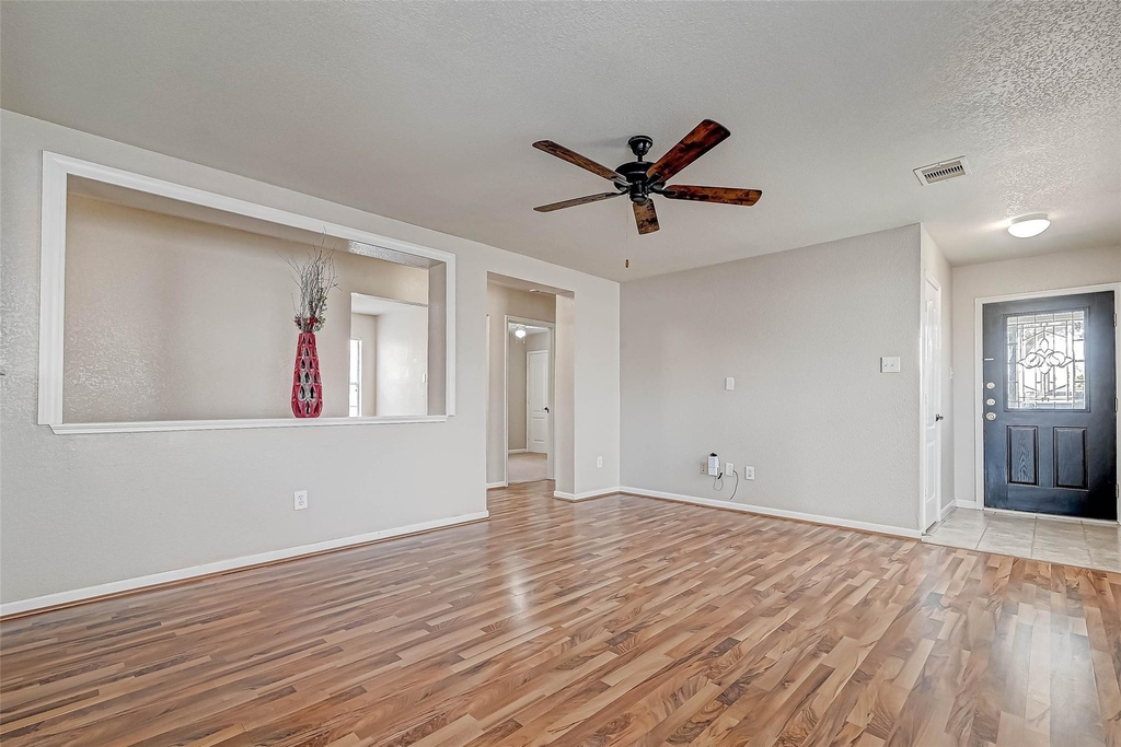 22138 Orchard Dale Drive - Photo 4