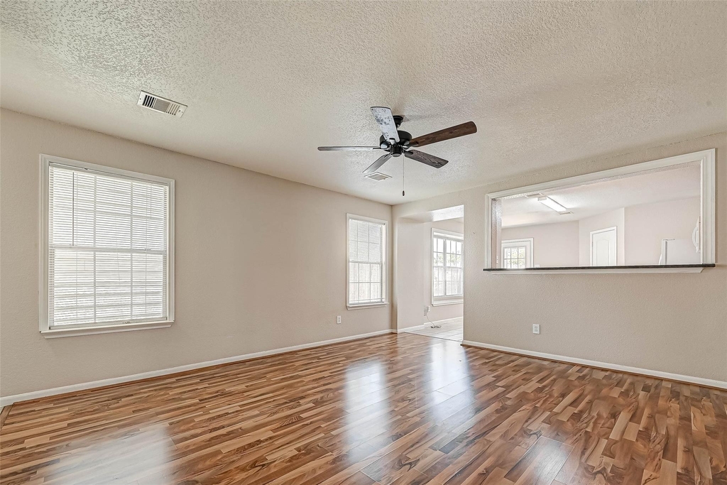 22138 Orchard Dale Drive - Photo 6