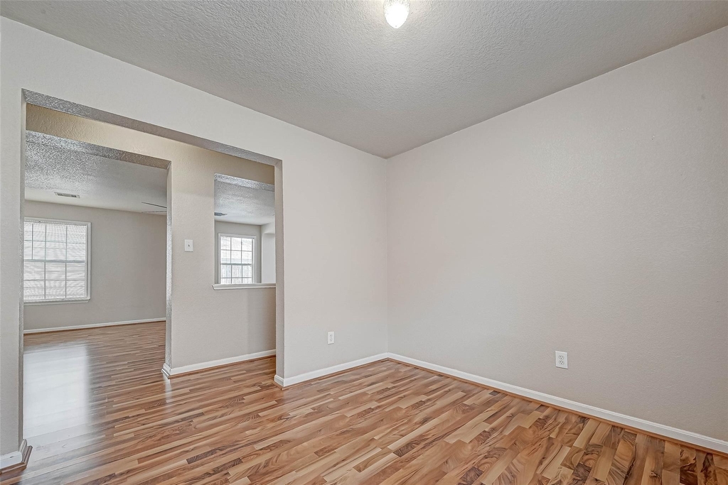 22138 Orchard Dale Drive - Photo 11