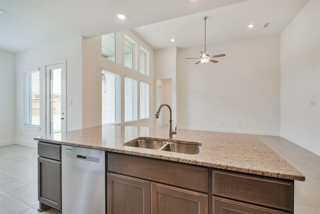 7216 Stillmeadow Grove Drive - Photo 12