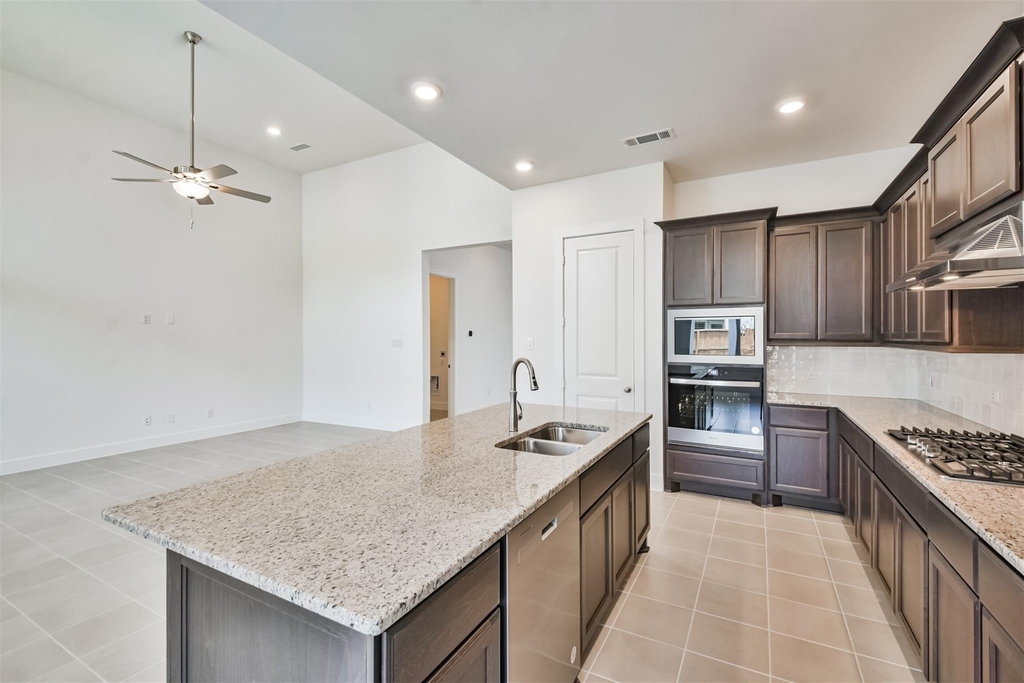 7216 Stillmeadow Grove Drive - Photo 9