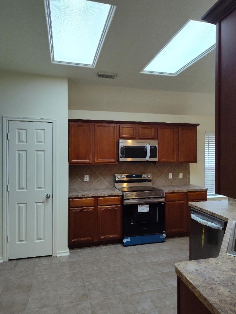 6327 Bonnie Chase Lane - Photo 8