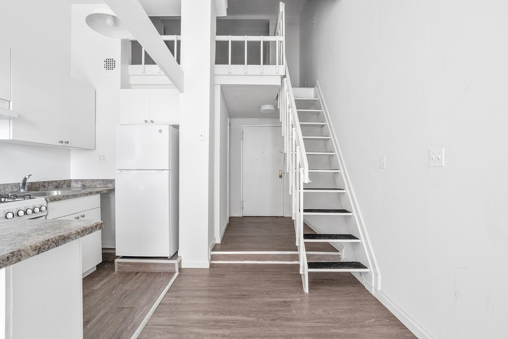 33 Gold Street - Photo 4