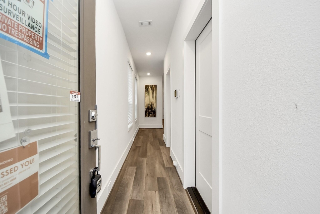 7504 Carver Road - Photo 3