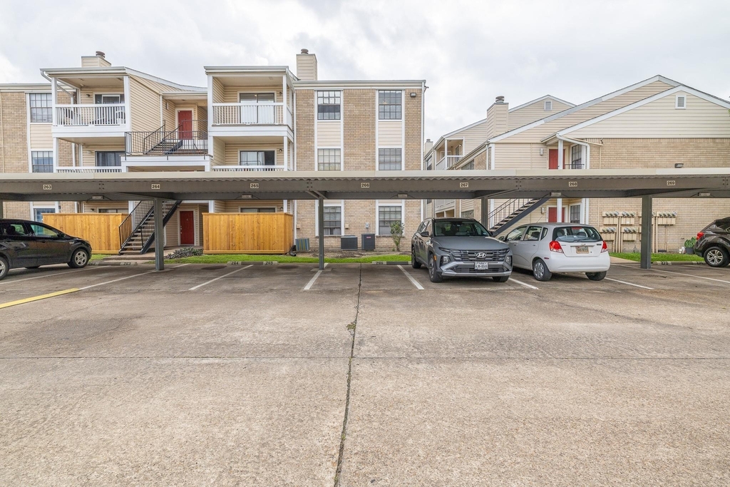 2750 Holly Hall Street - Photo 24