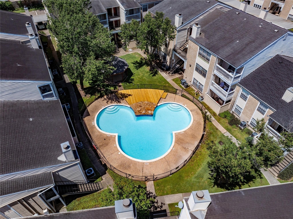 2750 Holly Hall Street - Photo 25