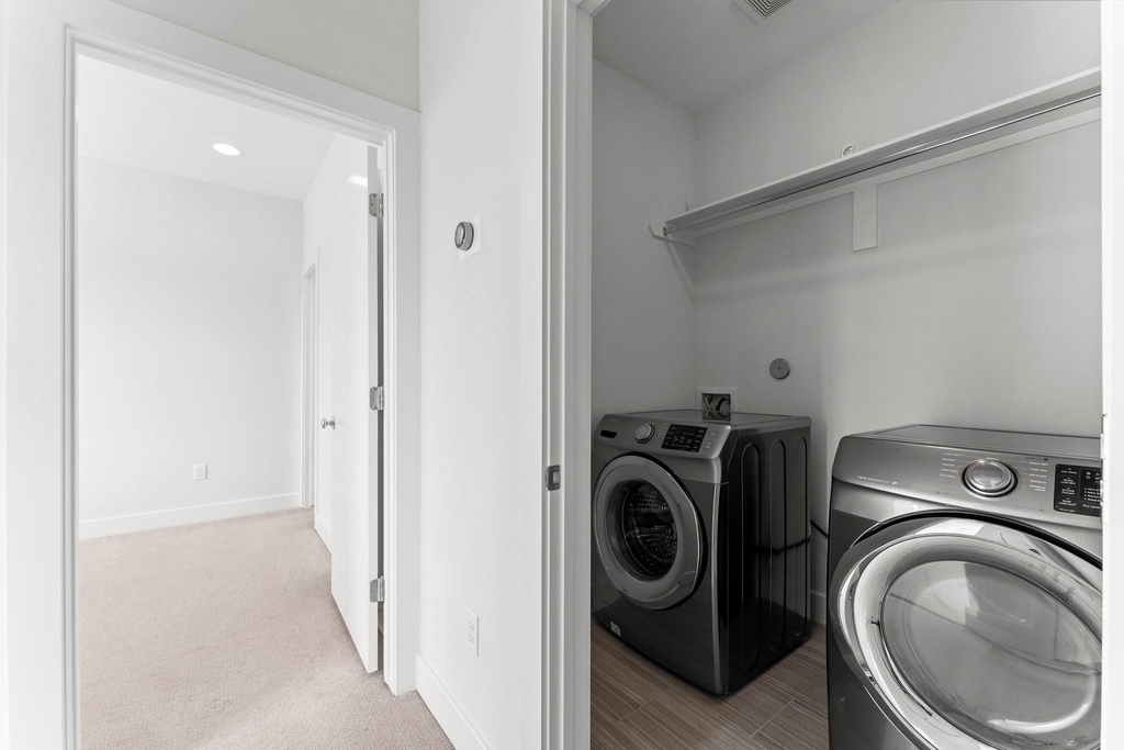 2909 Gillespie Street - Photo 22