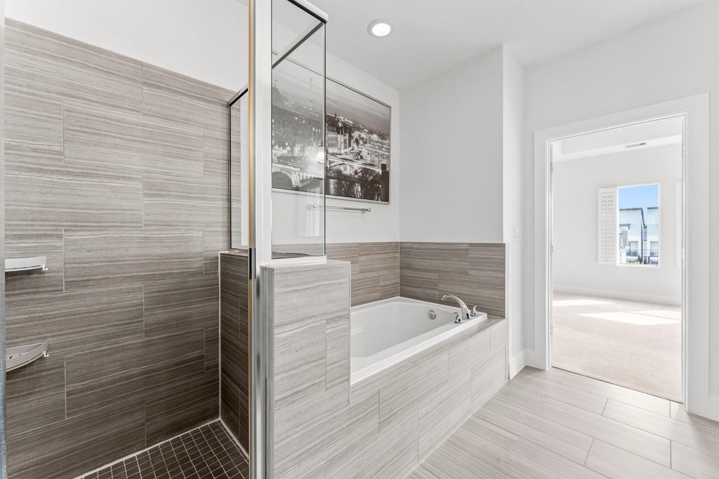 2909 Gillespie Street - Photo 30