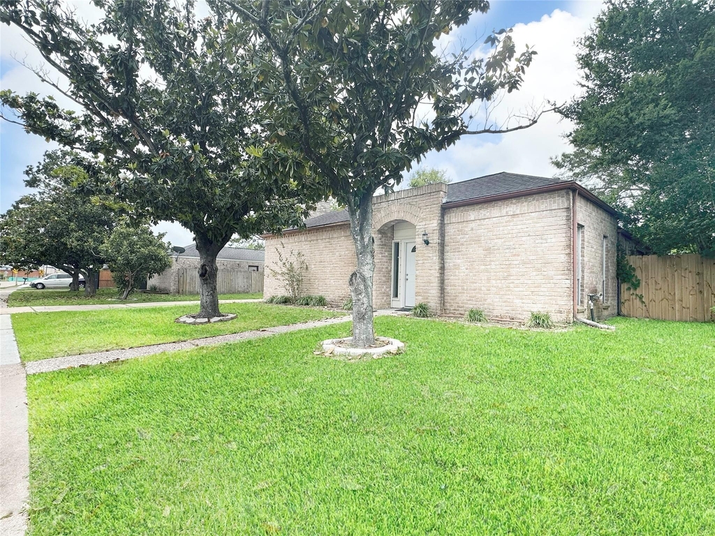 6806 Winkleman Road - Photo 1