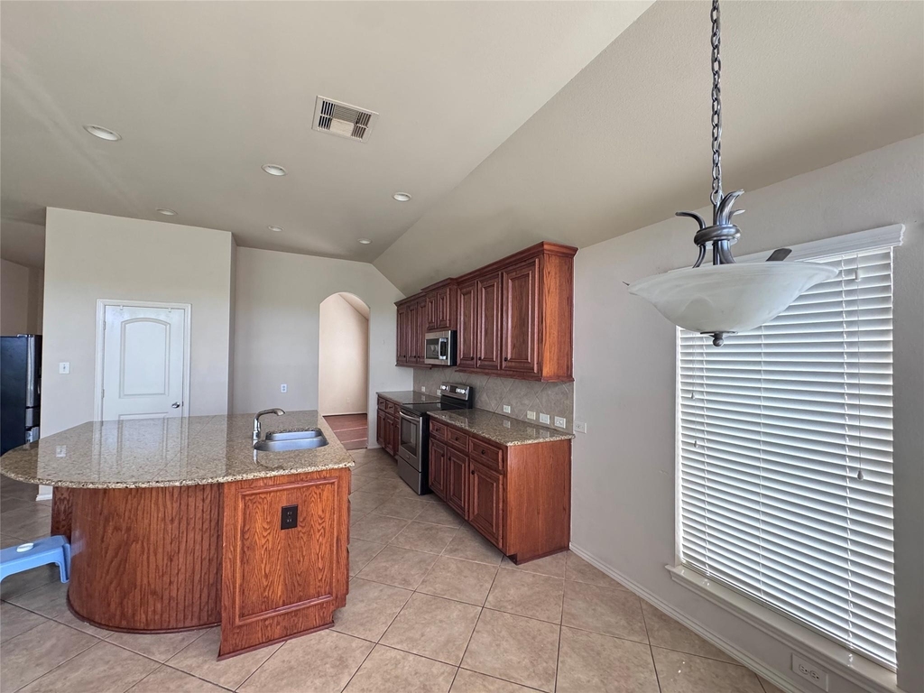 22010 Rustic Canyon Lane - Photo 8