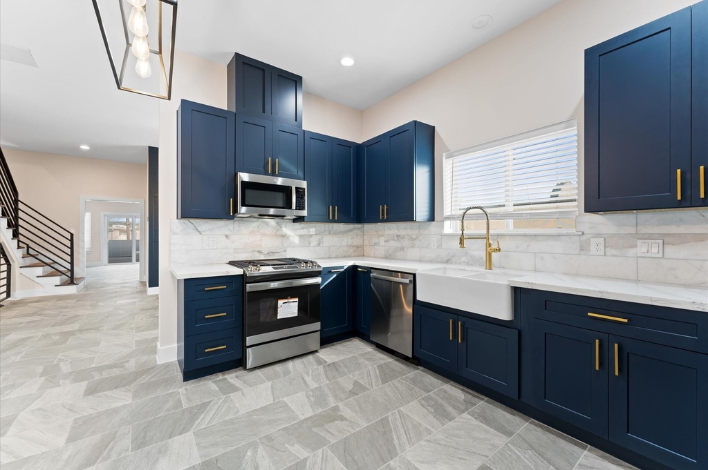1908 Dismuke Street - Photo 14