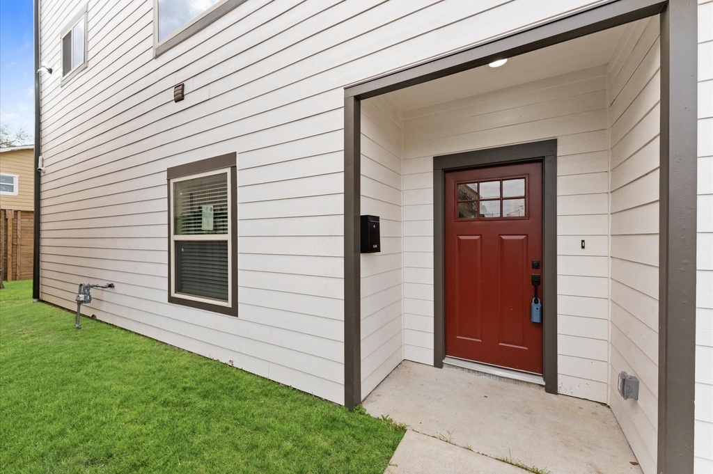 1908 Dismuke Street - Photo 37