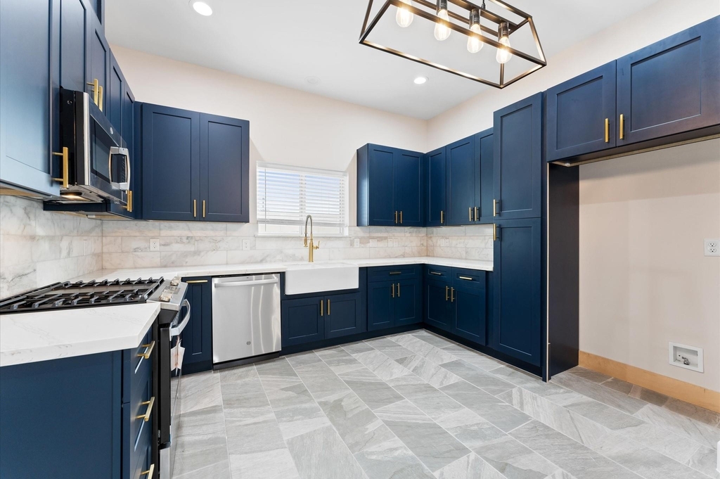 1908 Dismuke Street - Photo 12