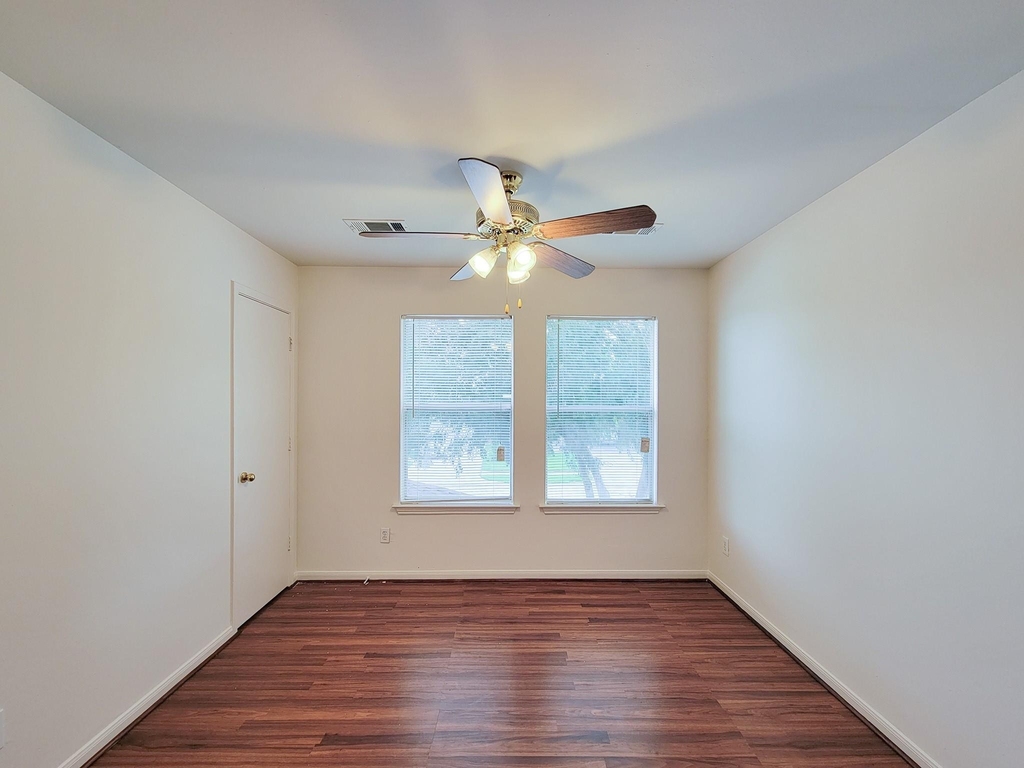 11810 Rolling Stream Drive - Photo 27