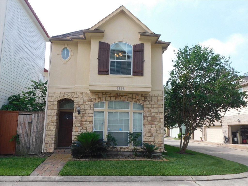 2615 Starboard Point Drive - Photo 1