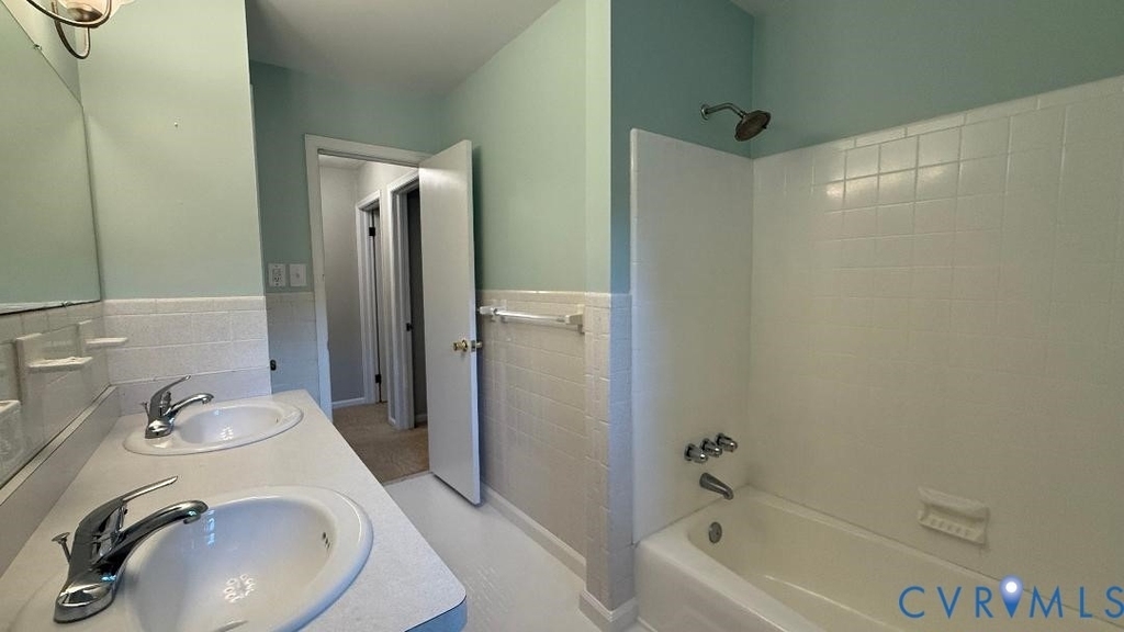 1612 Delma Drive - Photo 9