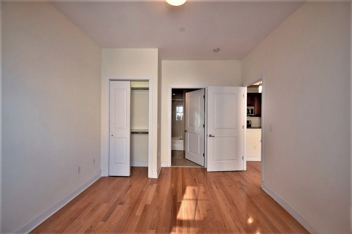 101 Clinton Street - Photo 4