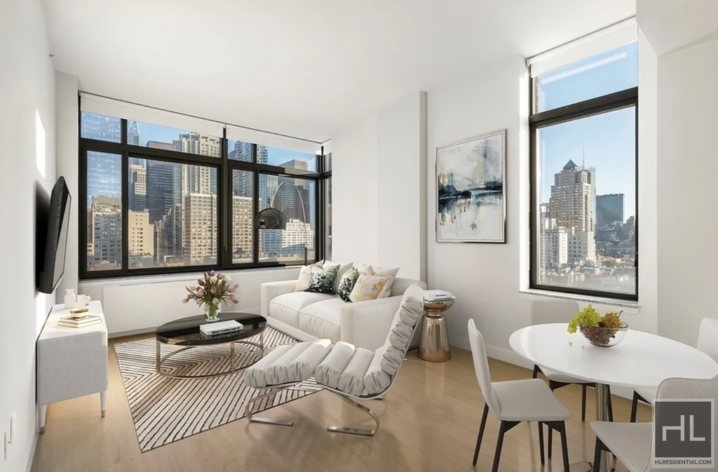 West 55th Street - Photo 0