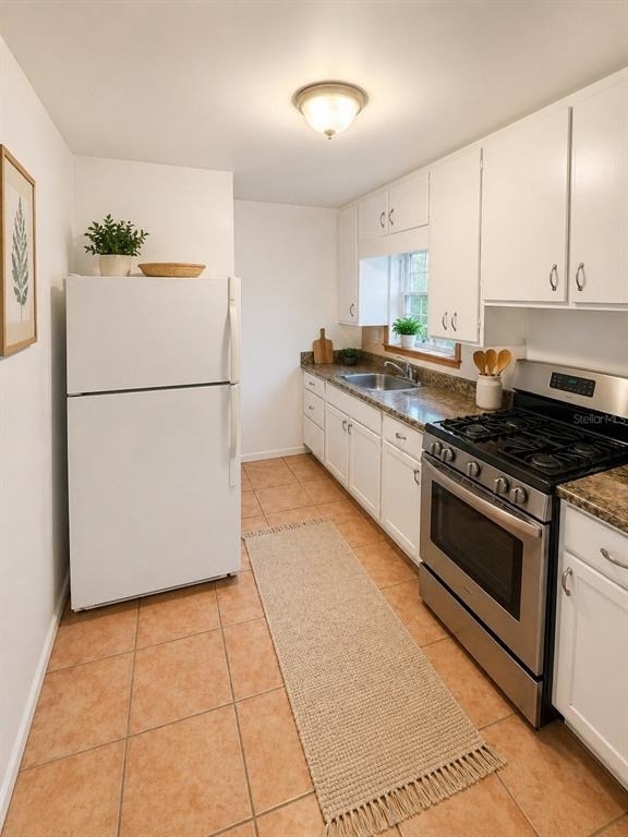 935 17th Avenue S - Photo 1