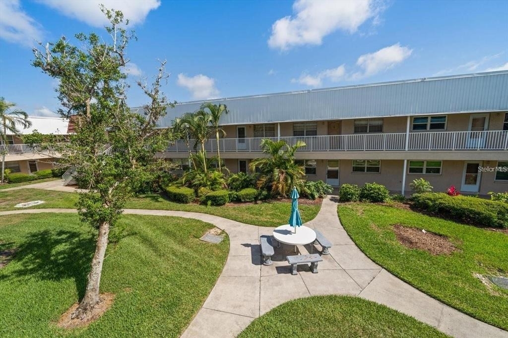 10038 62nd Terrace N - Photo 1