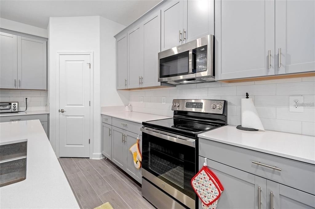 9715 Introduction Way - Photo 2