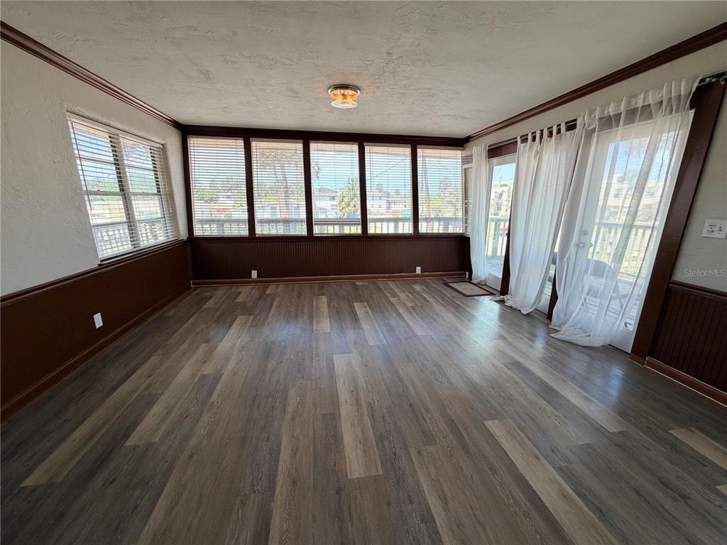 538 Revilo Boulevard - Photo 14