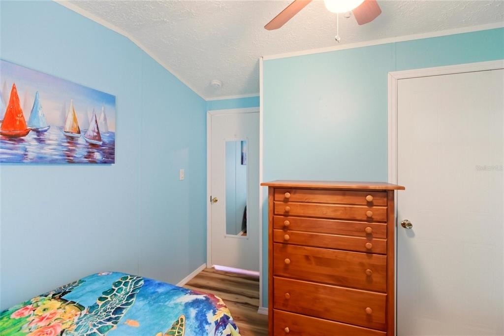 15 N Cardinal - Photo 24