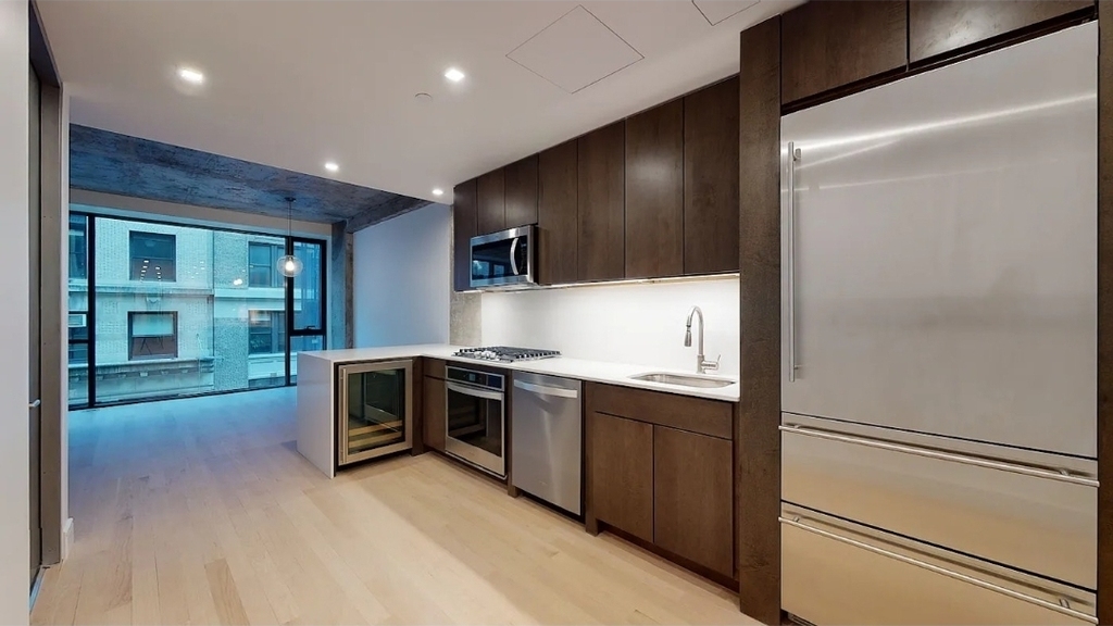 132 West 26th Street - Photo 2