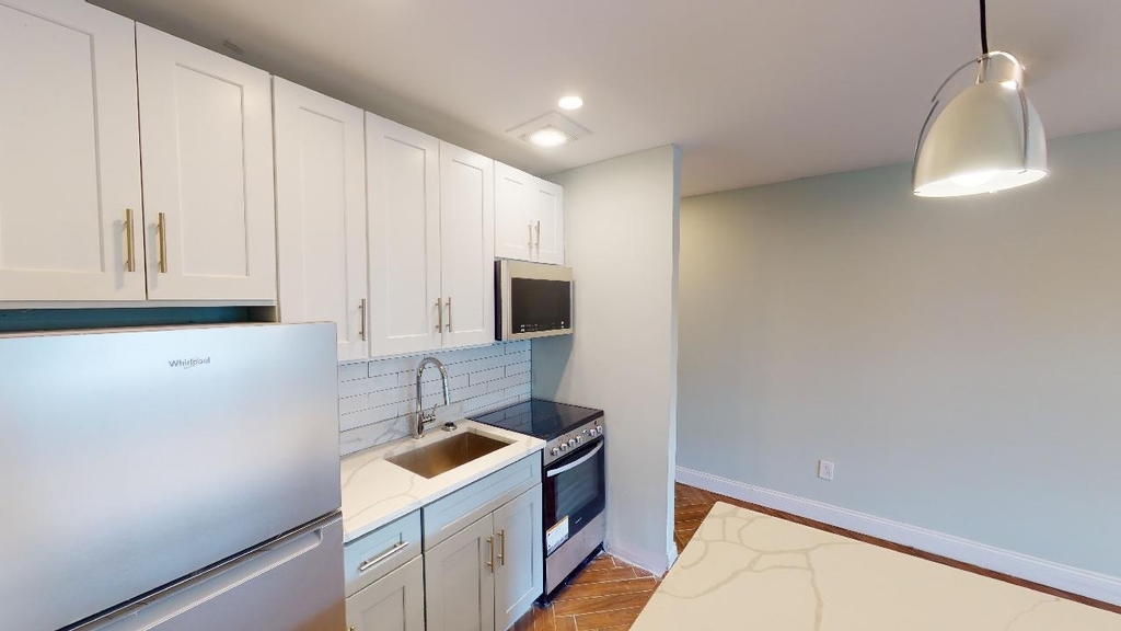 66-55 Booth Street - Photo 5