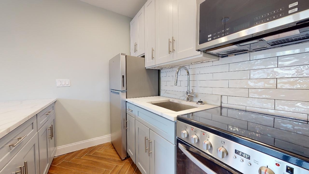 66-55 Booth Street - Photo 7