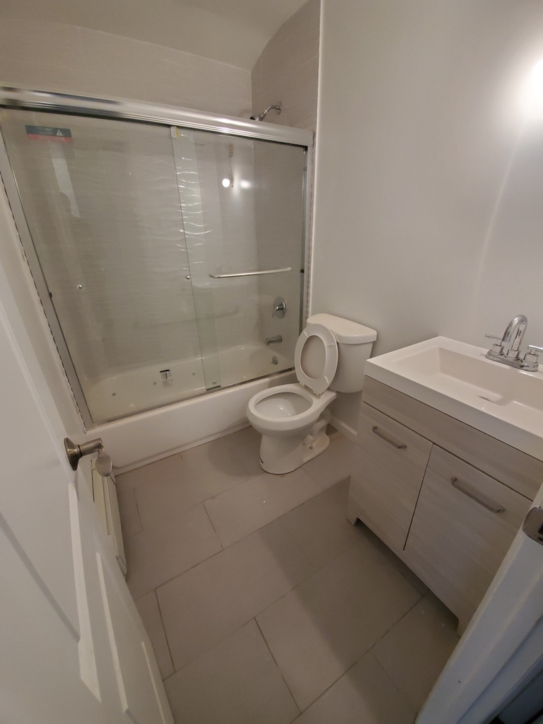 81-18 138th Street - Photo 14
