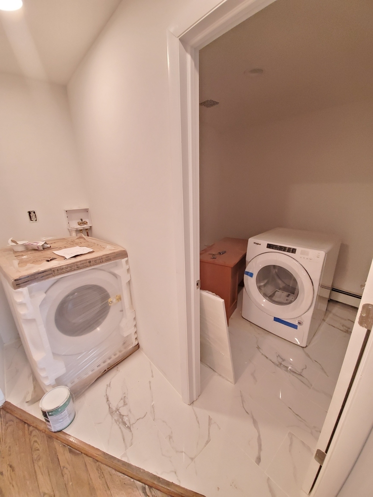 81-18 138th Street - Photo 15