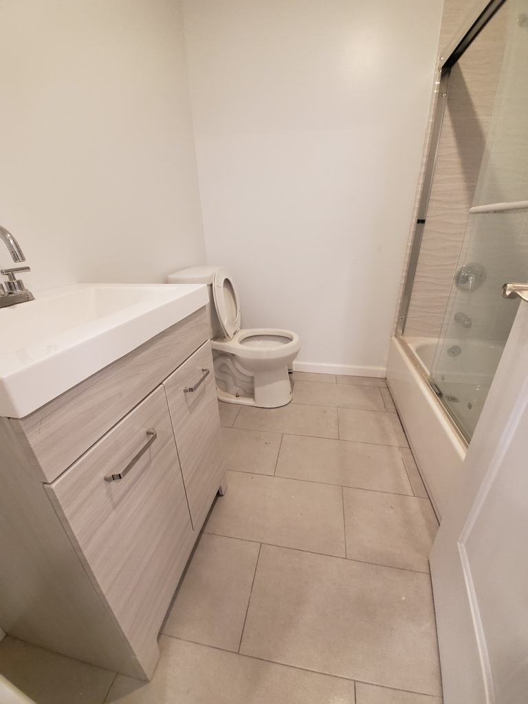 81-18 138th Street - Photo 12