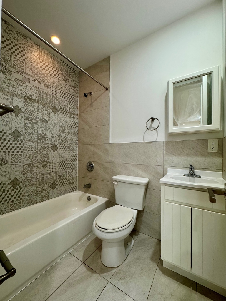 255 West 139th Street - Photo 11