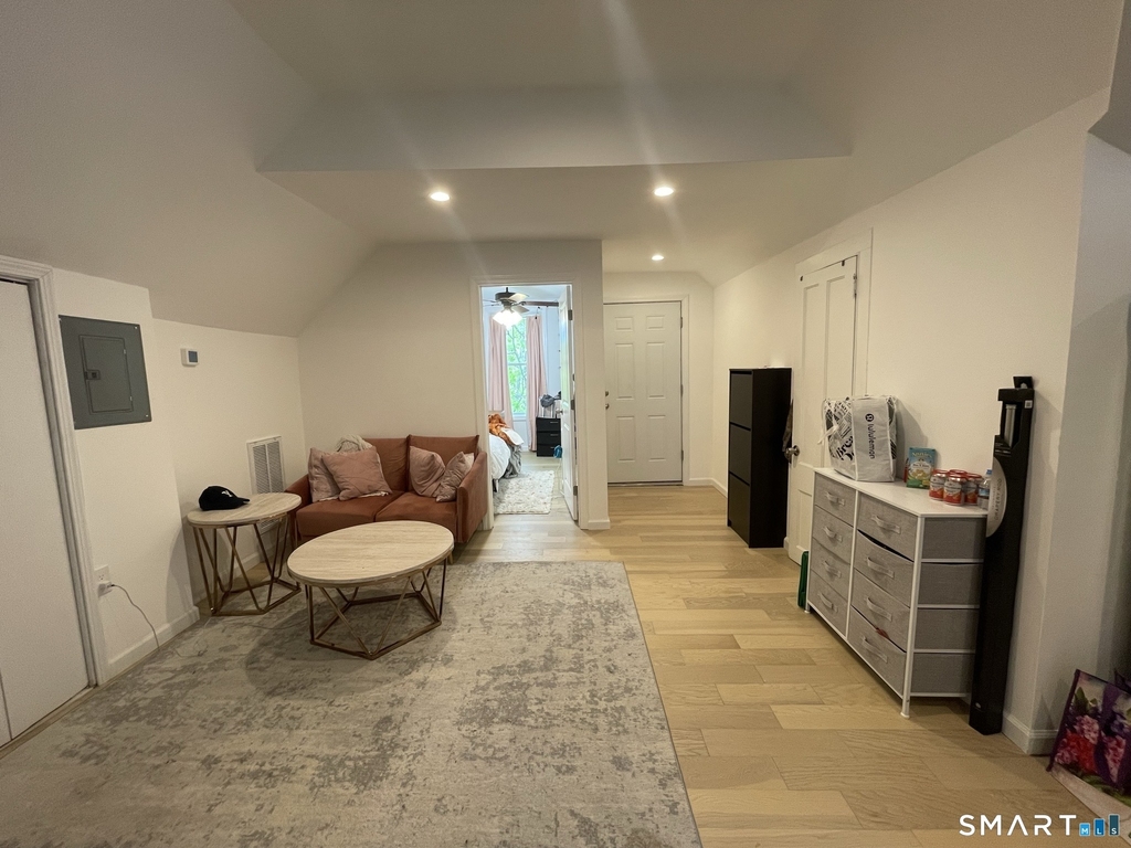 84 Lawrence Street - Photo 6