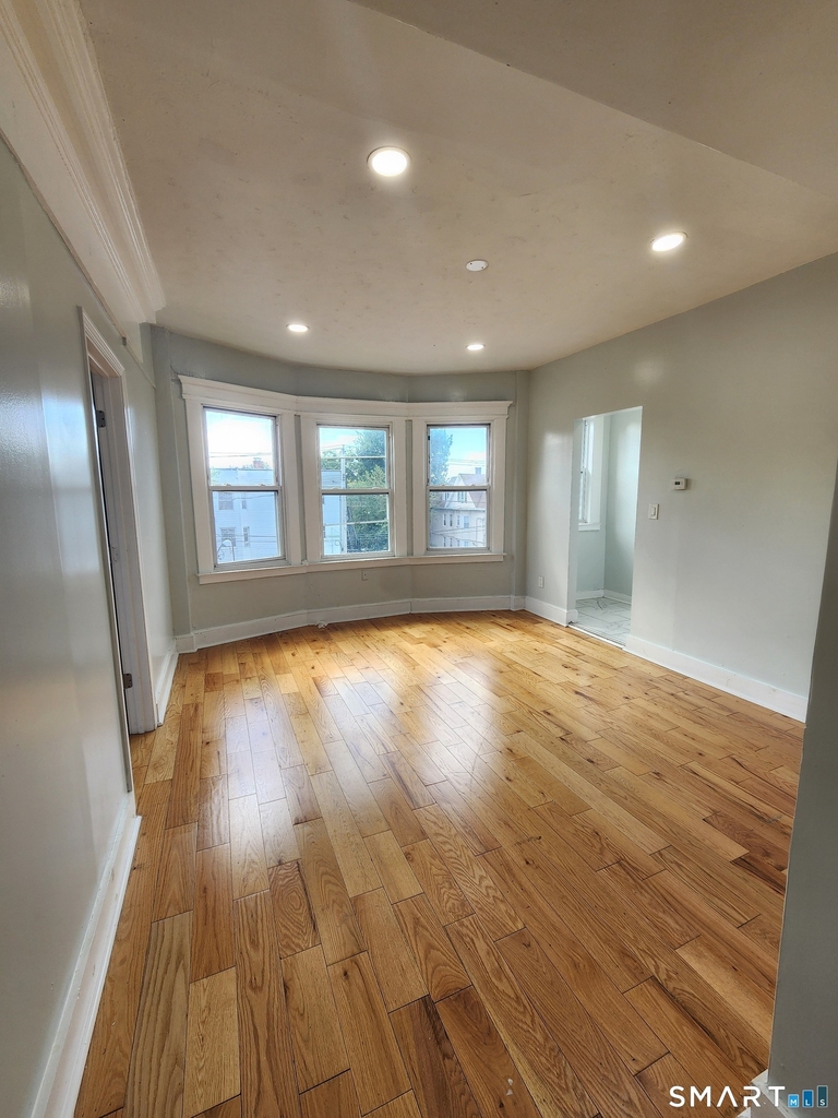 648 Ferry Street - Photo 12