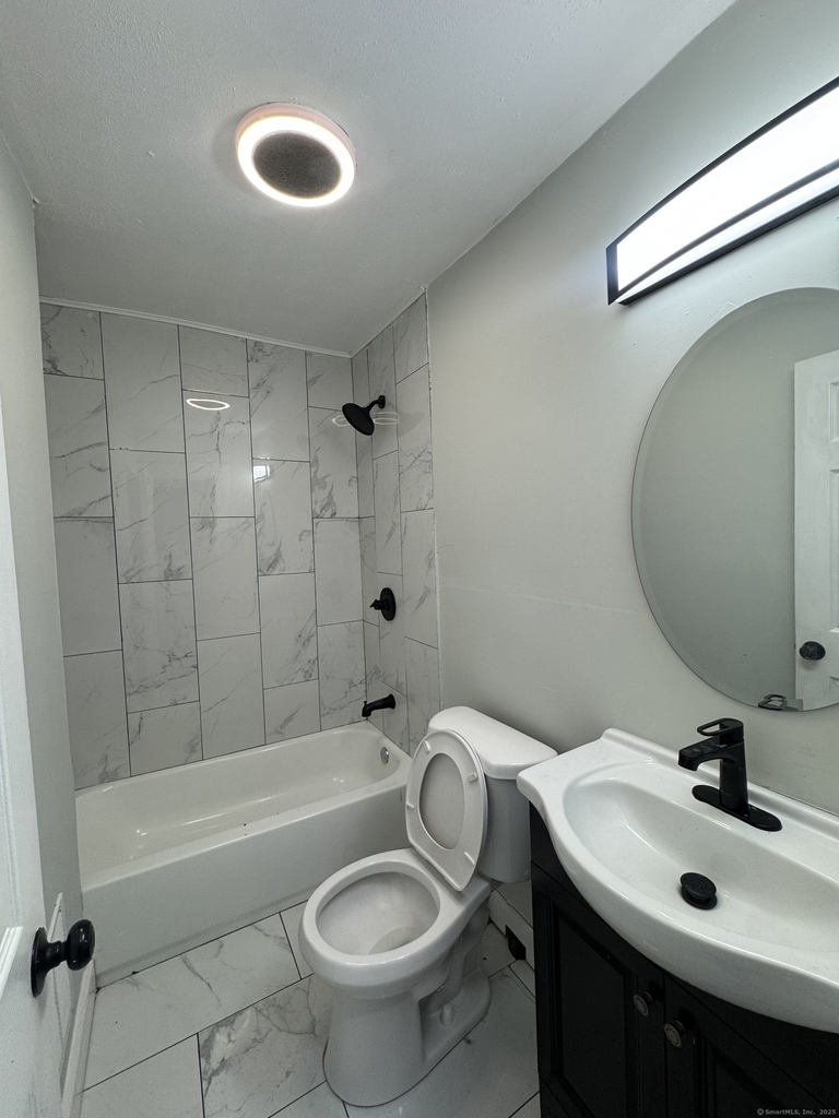 648 Ferry Street - Photo 3