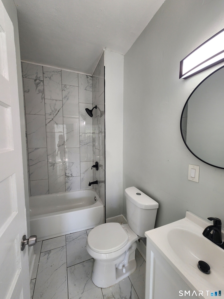 648 Ferry Street - Photo 5