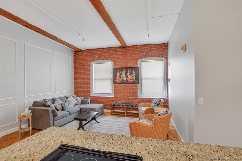 222 Williams Street - Photo 5