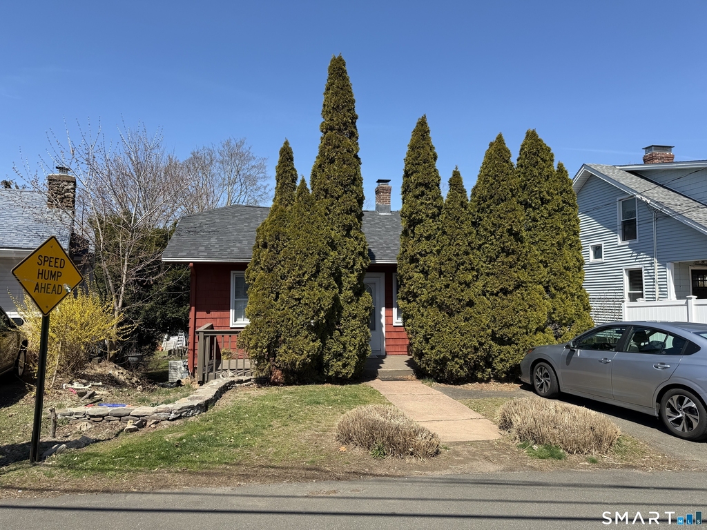 322 Clark Avenue - Photo 3